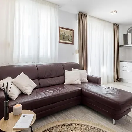 Luxury Rooftop Zalato Apartman