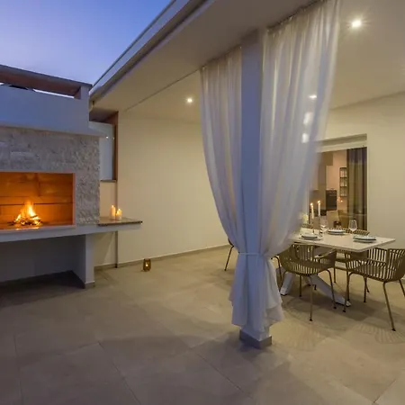 Apartman Luxury Rooftop Zalato