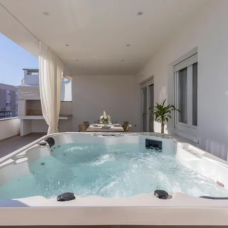 Luxury Rooftop Zalato